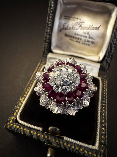 Bague 54 Bague en platine 50 avec rubis et diamants 58 Facettes