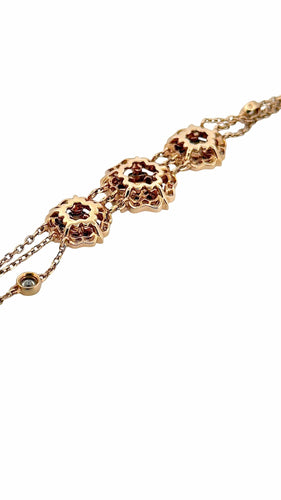 Bracelet Garrard - Bracelet  pétales de roses, or rose et diamants 58 Facettes