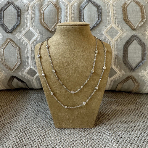 Collier Sautoir en or gris 18K - 80 cm - 2,50 ct de diamants brillants G-VS 58 Facettes FB08732