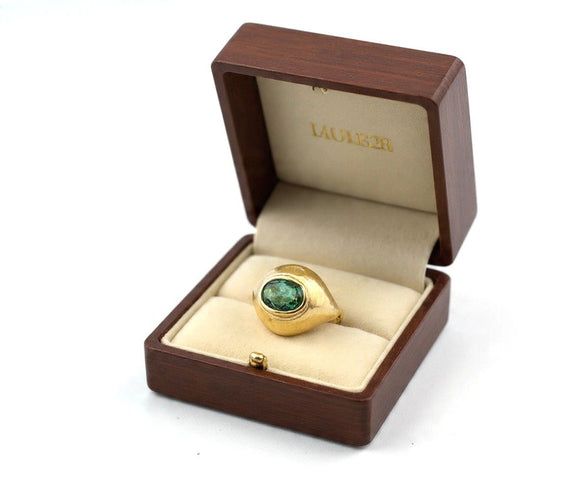 Prsten s oválným smaragdem 1,50 ct ze žlutého 18k zlata 