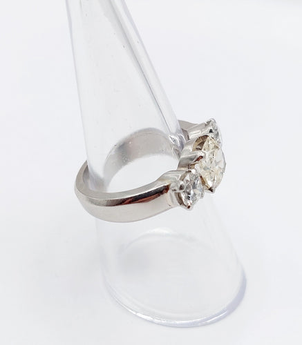 Inel tip jonc Art Deco din Platină și diamante (1,30 ct + 0,90 ct) 