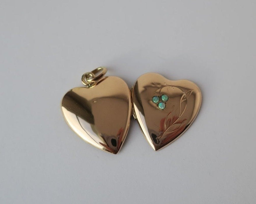 Pendentif Pendentif XIXe coeur ouvrant opales or rose 58 Facettes