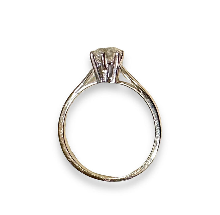 Solitaire ring in witgoud en diamant