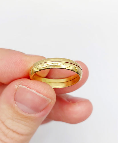 Bague 60 RARE Alliance jumelée or jaune finement ciselée, NON gravée (circa 1880) 58 Facettes A04721