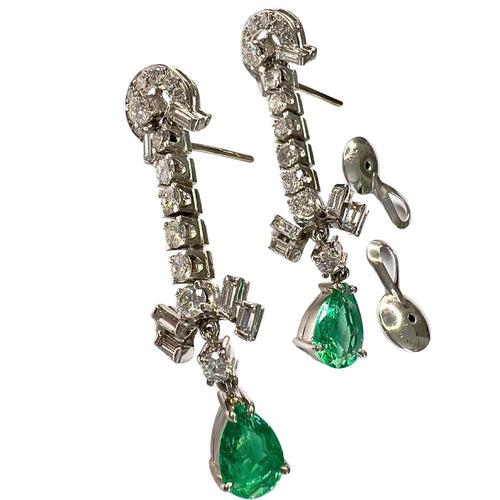 Boucles d'oreilles Boucles d'oreilles des années 1950 en platine 950 kt avec diamants et émeraudes 58 Facettes Q78B (931)