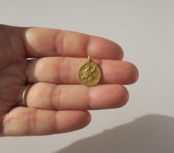 Rasumny - Medaljon privezak Art Nouveau dvostrani Sveti Đorđe u žutom zlatu 18k 