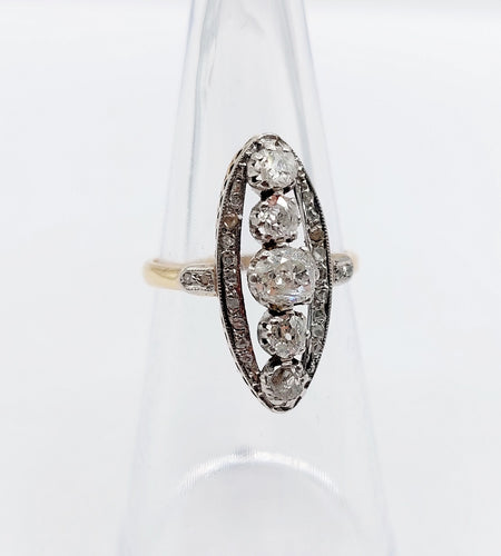 Bague 51 Bague marquise ancienne or jaune et platine, diamants (circa 1900) 58 Facettes A04975