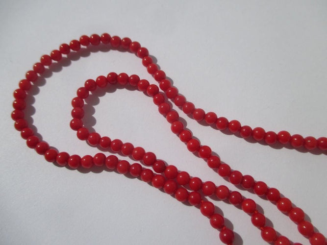 Collier Collier choker corail rouge fermoir or jaune 58 Facettes