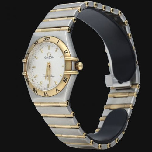 Montre Omega Montre Constellation Quartz 25Mm 58 Facettes MT43904