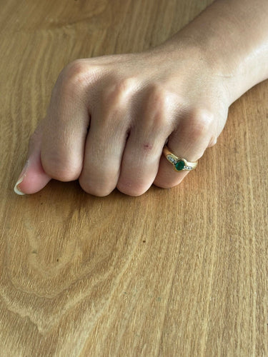 Bague 51 Bague or jaune, émeraude et diamants 58 Facettes