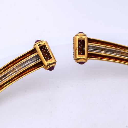 Piaget - Colar em ouro amarelo 18 quilates, diamantes e rubis 