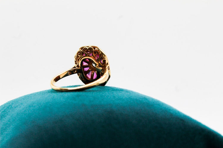 Bague 54 Bague or jaune, rubis et diamants 58 Facettes 240344