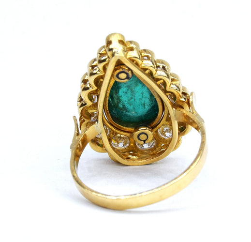 Bague Bague en or jaune avec émeraude 58 Facettes