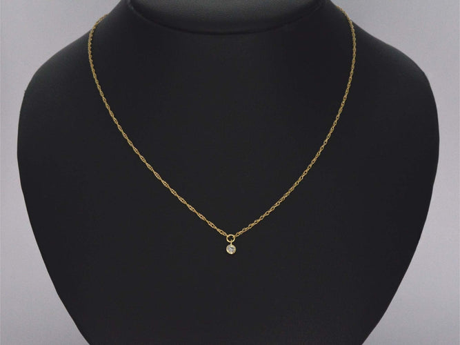 Collier Collier en or jaune avec diamant 58 Facettes 2353