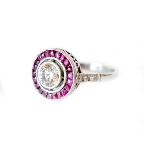 Bague 55 bague design art déco avec rubis et diamants 58 Facettes A2579