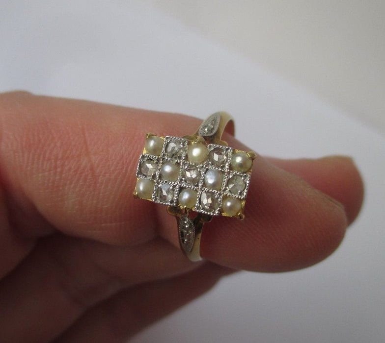 Bague 54 Bague ancienne damier diamants perles or jaune et platine 58 Facettes