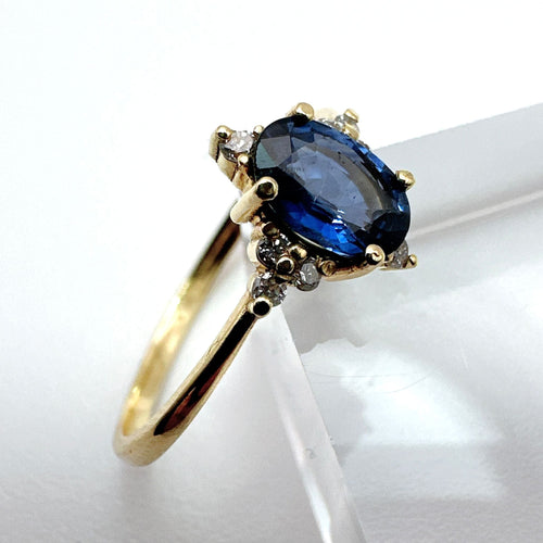 Bague 55 Bague en or jaune avec saphir bleu de Ceylan et diamants 58 Facettes 50364