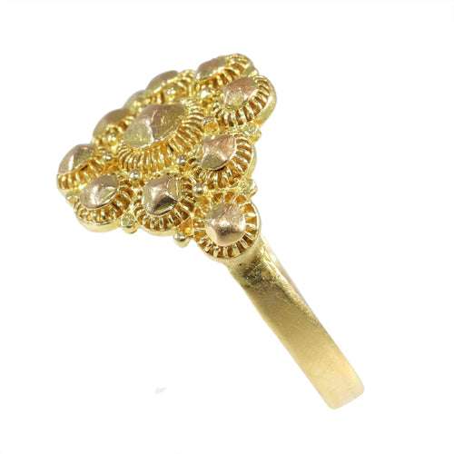 Elegancia eterna: el anillo de oro histórico de Holland 