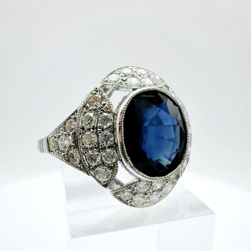 Bague Bague de haute joaillerie en platine avec saphir bleu et diamants 58 Facettes 50369