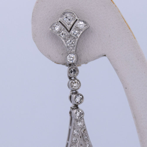 Boucles d'oreilles Boucles d'oreilles Art Déco en or blanc et diamants 58 Facettes