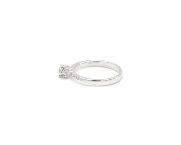 Bague Bague solitaire en or blanc de 0,15 ct avec sertissage pavé sur l'anneau 58 Facettes 14336