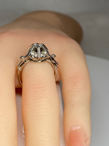 Bague 51 Bague solitaire en Or gris, et Diamants 58 Facettes AB72bis