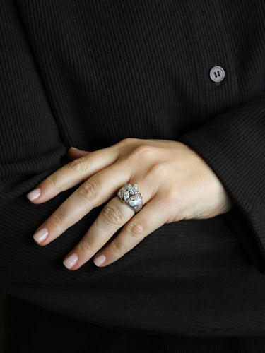 Bague 53.5 Bague fleur vintage or blanc diamants 58 Facettes 1211.9