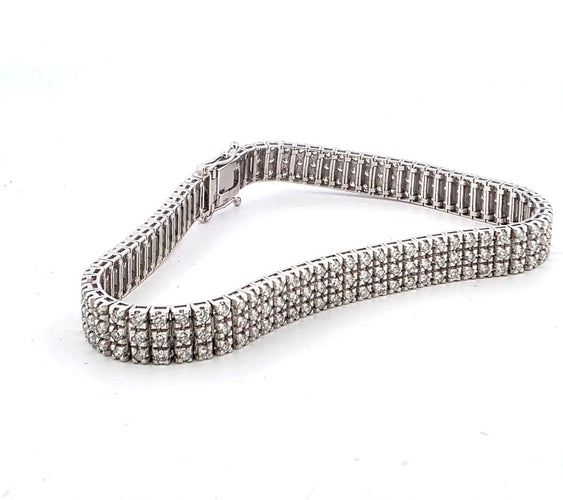 Bracelet Bracelet en or blanc massif serti de diamants 58 Facettes