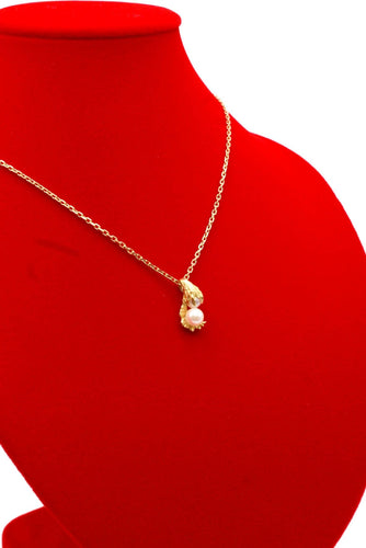 Pendentif Pendentif moderne or jaune et perles 58 Facettes 240385