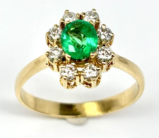 Bague 55.5 Bague rosette contemporaine en or jaune avec une émeraude de 0,6 ct AA+ et des diamants de 0,32 ct 58 Facettes E37