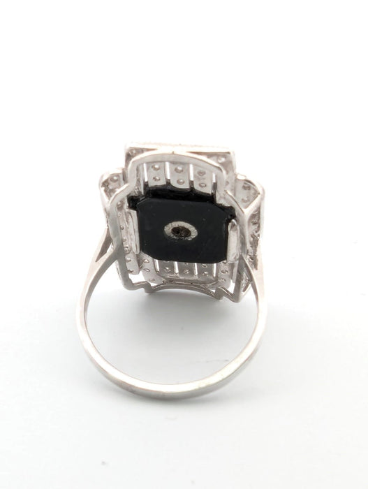 Bague 57 Bague en or blanc avec onyx et diamants 58 Facettes