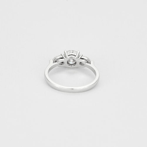Bague 52 Bague en Or blanc et Diamant 1.04ct 58 Facettes 230323