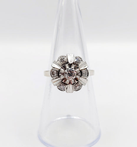 Inel floare art deco din aur alb 18k și 0,50 carate de diamante 