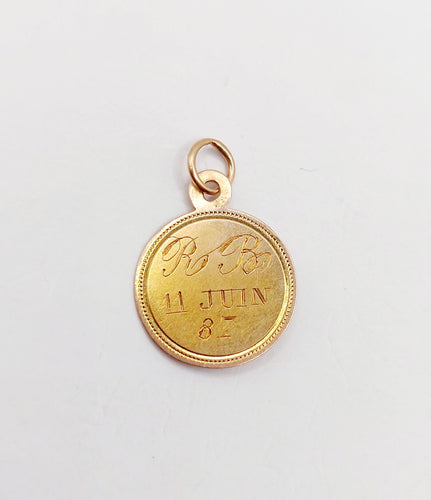 Pendentif Petite Médaille religieuse victorienne or rose 58 Facettes A05385