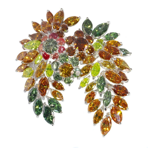 Broche Broche vintage exquise des années 1970 : une symphonie de plus de 19 carats de diamants de couleur fantaisie 58 Facettes 21092-0149