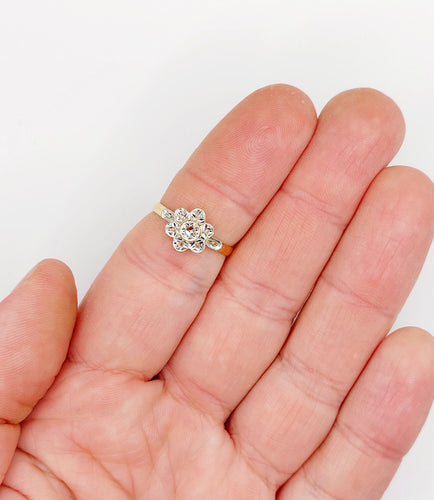 Bague 55 Bague marguerite antique en or 18k et diamants taille rose (circa 1900) 58 Facettes A06395