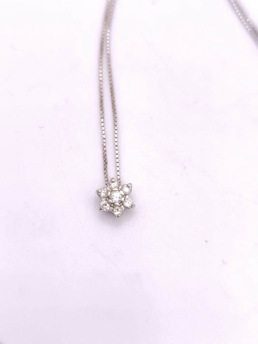 Collier Pendentif fleur en diamant chaine or blanc 58 Facettes