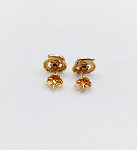 Boucles d'oreilles Puces d'oreilles vintage style art nouveau en or 18k et saphirs 58 Facettes A06585