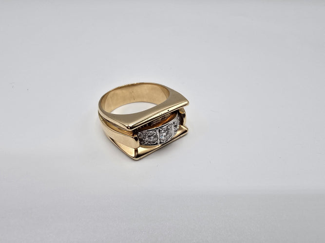 Bague 62 Bague or jaune TANK Style année 1950 sertie de 3 diamants taille ancienne 58 Facettes 1-0000492/3