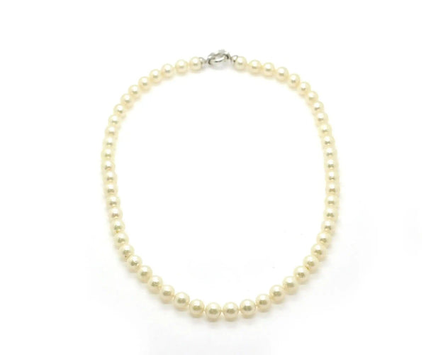 Collier Collier de perles japonaises avec fermoir en or blanc 58 Facettes 13534
