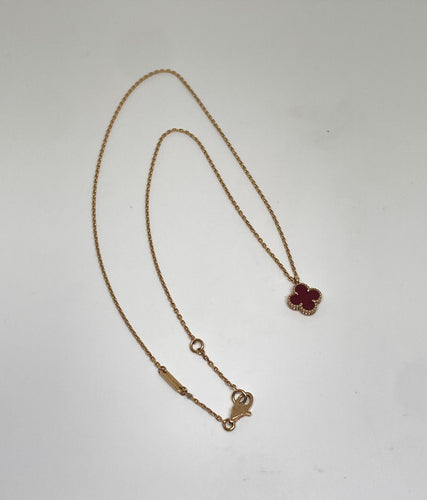 Collier Van Cleef collier « Sweet Alhambra » or rose cornaline 58 Facettes