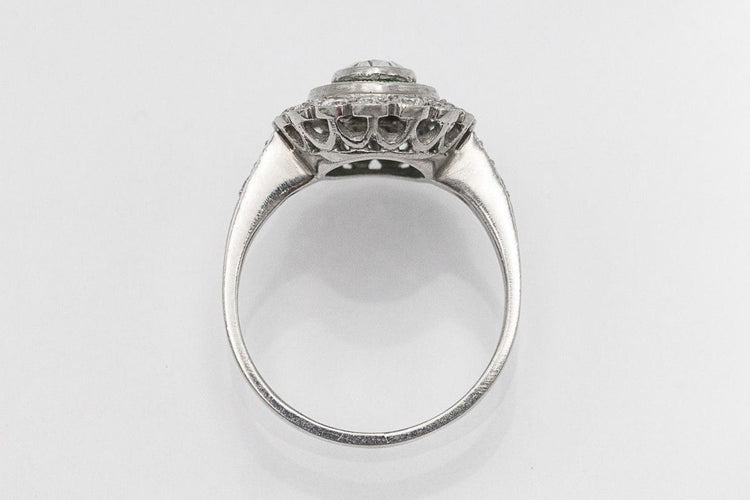 Bague 52 Exclusive platinum ring, 1.00ct diamonds, emeralds, mid-20th century 58 Facettes 11080