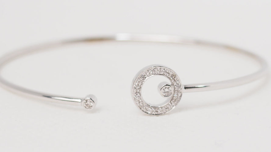 Bracelet 15/16cm Bracelet Jonc flexible en or blanc et diamants 58 Facettes 32427