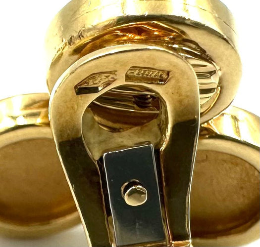 Boucles d'oreilles BVLGARI. Collection "BVLGARI-BVLGARI", boucles d'oreilles or jaune 18K et onyx 58 Facettes