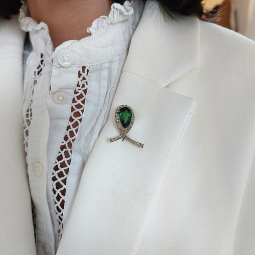 Pendentif Pendentif or jaune, or blanc, tourmaline verte « Attache » Travail moderne 58 Facettes 179