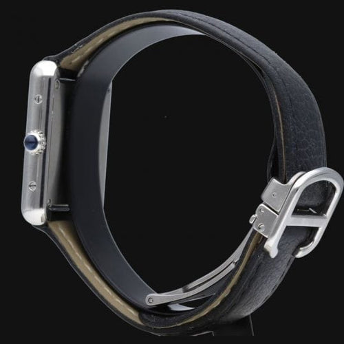 Cartier 显示 Tank 单人 