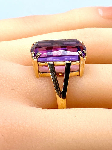 Bague Bague or jaune améthyste 13,36 carats 58 Facettes AB398