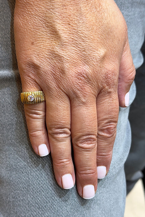 Bague 51 Bague godron or jaune et diamant 58 Facettes