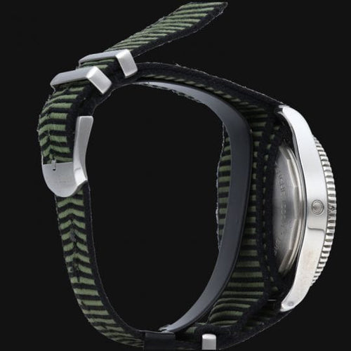 Montre Breitling Montre Superocean 44 Outerknown 58 Facettes MT43160