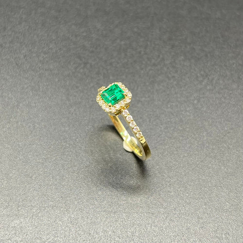 Bague 53 Bague Emeraude de Colombie entourage Diamant, or jaune 58 Facettes